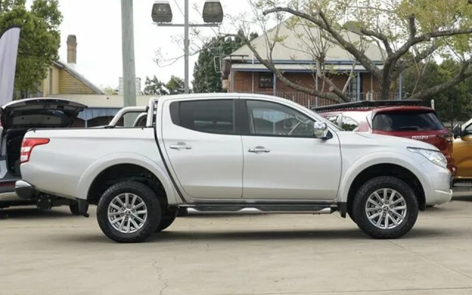 2015 Mitsubishi Triton MQ MY16 Exceed Double Cab Silver 5 Speed Sports Automatic Utility