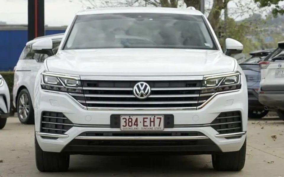 2020 Volkswagen Touareg CR MY20 190TDI Tiptronic 4MOTION Premium White 8 Speed Sports Automatic