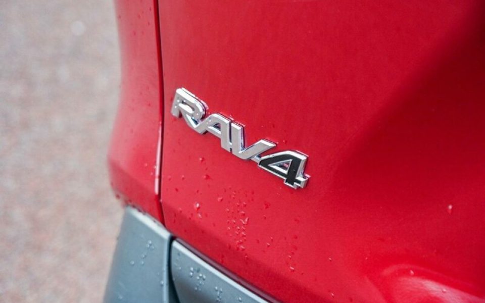 2025 Toyota RAV4 GX 2WD