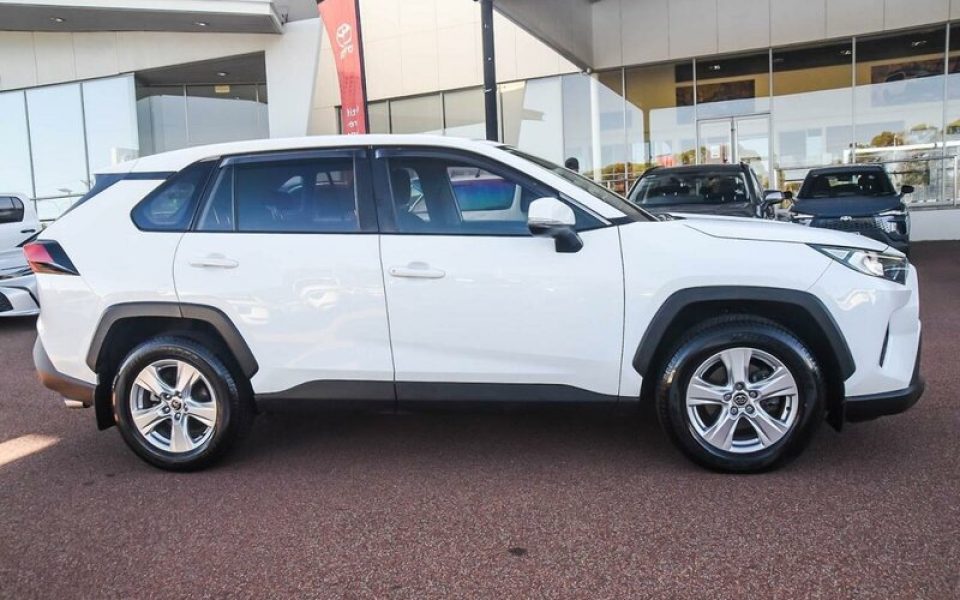 2019 Toyota RAV4 GX 2WD
