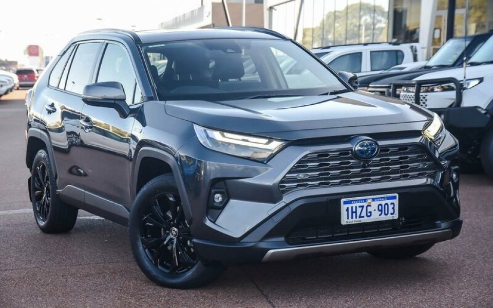 2023 Toyota RAV4 Cruiser eFour