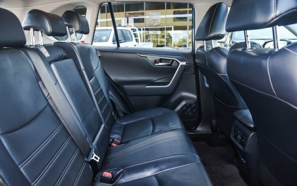 2023 Toyota RAV4 Cruiser eFour