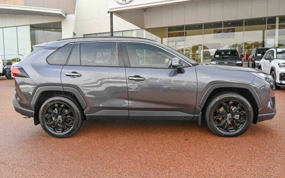 2024 Toyota RAV4 Cruiser 2WD