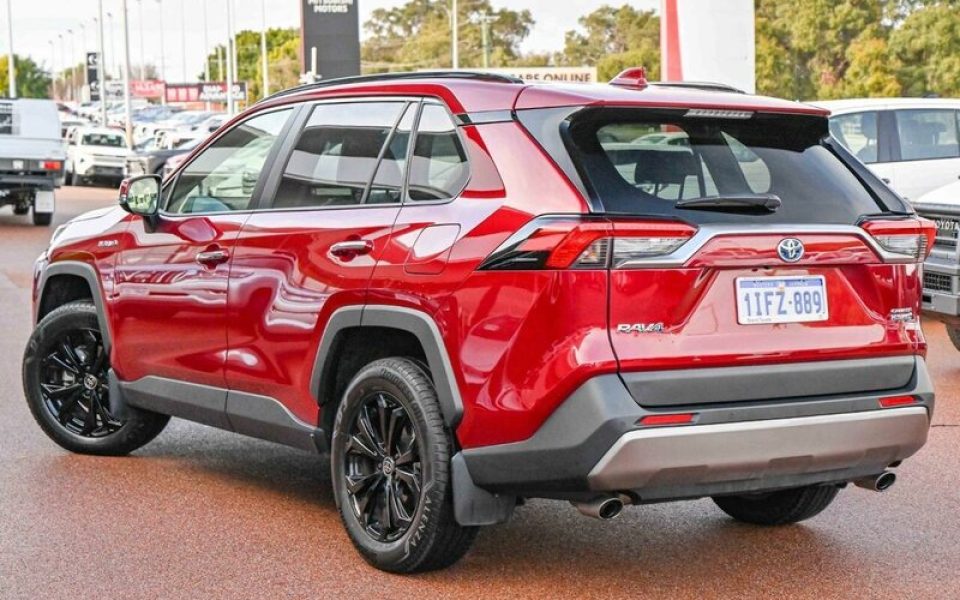 2024 Toyota RAV4 Cruiser eFour