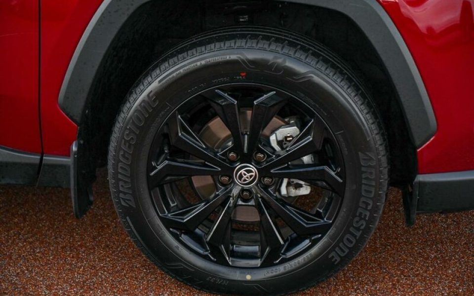 2024 Toyota RAV4 Cruiser eFour