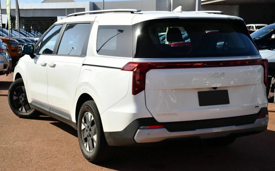 2026 Kia Carnival KA4 PE MY27 S HEV Snow White Pearl 6 Speed Sports Automatic Wagon Hybrid