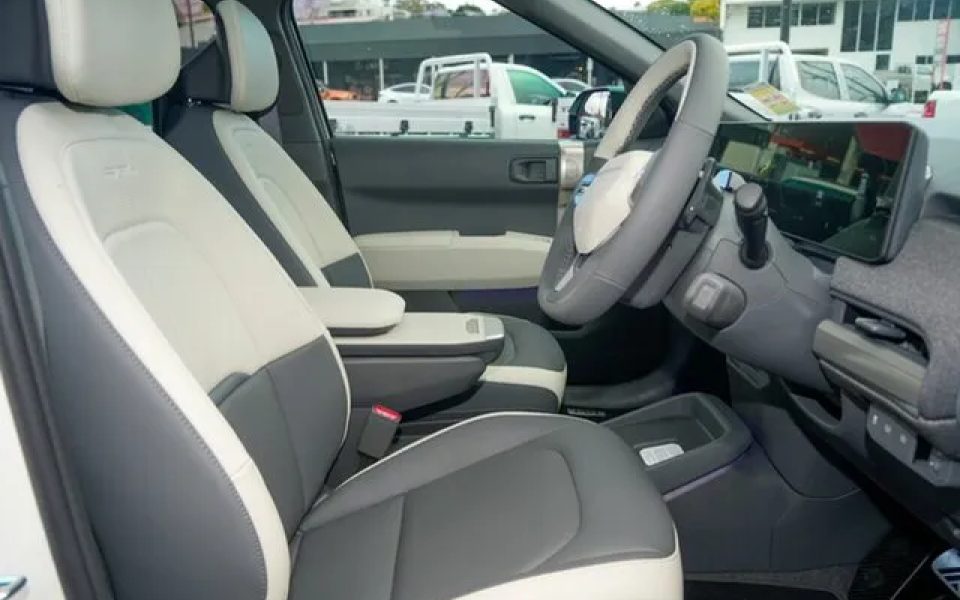 2026 Kia EV3 SV MY27 GT-Line 2WD Long Range Snow White Pearl 1 Speed Reduction Gear Wagon