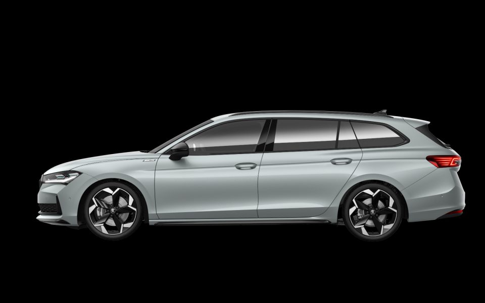 2026 Skoda Superb Wagon Sportline