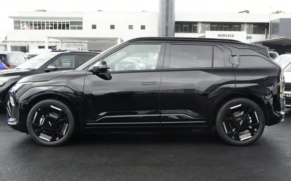 2026 Kia EV3 SV MY27 GT-Line 2WD Long Range Aurora Black 1 Speed Reduction Gear Wagon