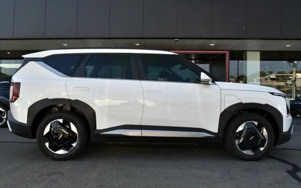 2026 Kia EV5 OVc MY26 Air Long Range Clear White 1 Speed Reduction Gear Wagon