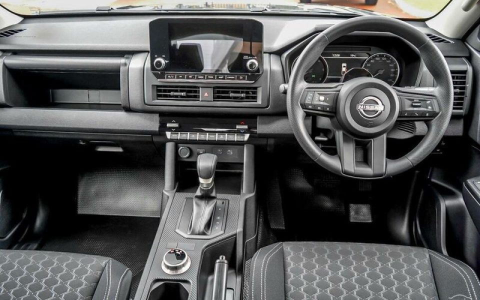 2026 Nissan Navara SL Pick-up Easy 4WD Utility (Boulder Grey) New Car