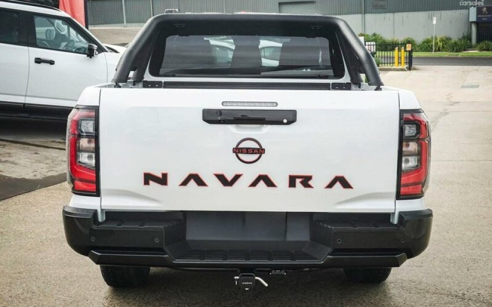 2026 Nissan Navara PRO-4X Pick-up Super 4WD Utility (Glacier White) New Car