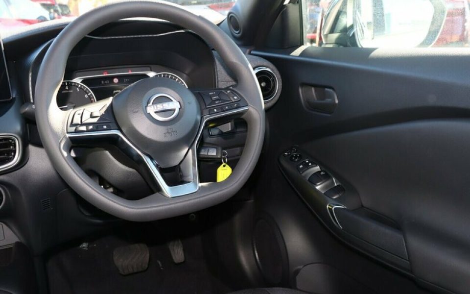 2025 Nissan Juke ST+ DCT 2WD Hatchback (Pearl White) New Car