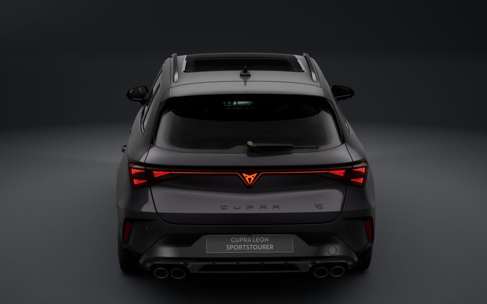 CUPRA Leon Sportstourer VZx 245kW AWD MY26