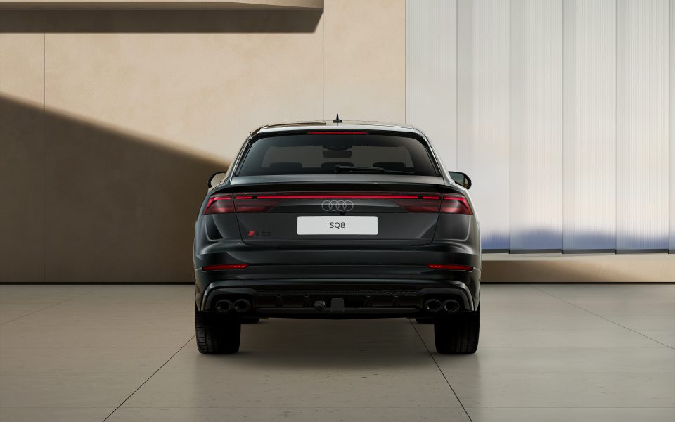 Audi SQ8 TFSI quattro tiptronic
