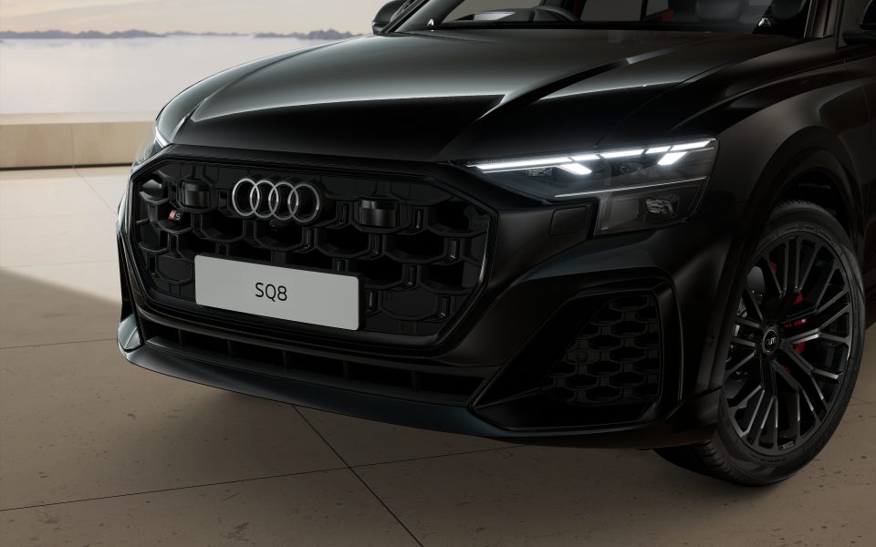 Audi SQ8 TFSI quattro tiptronic