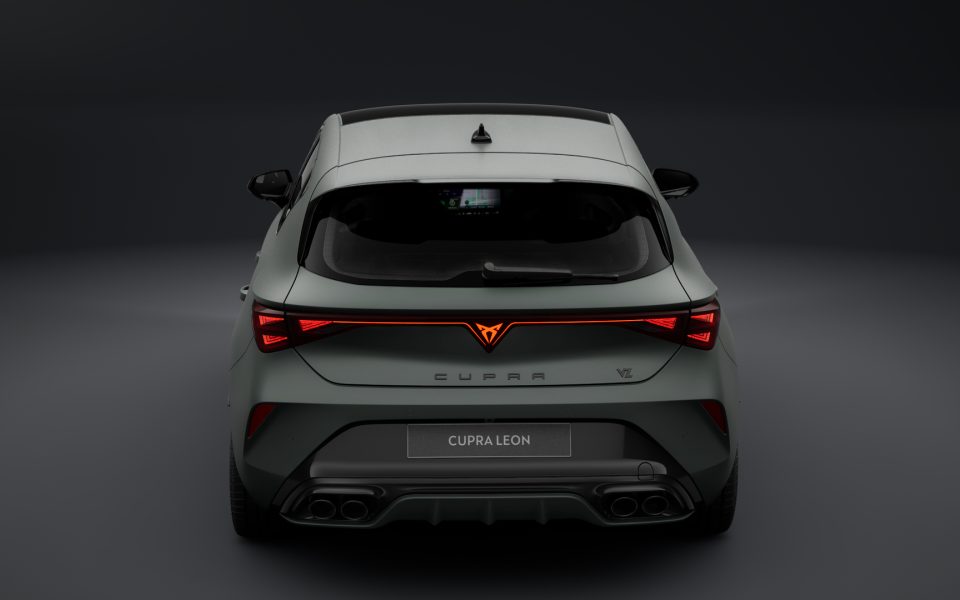 CUPRA Leon Hatch VZx 221kW MY26
