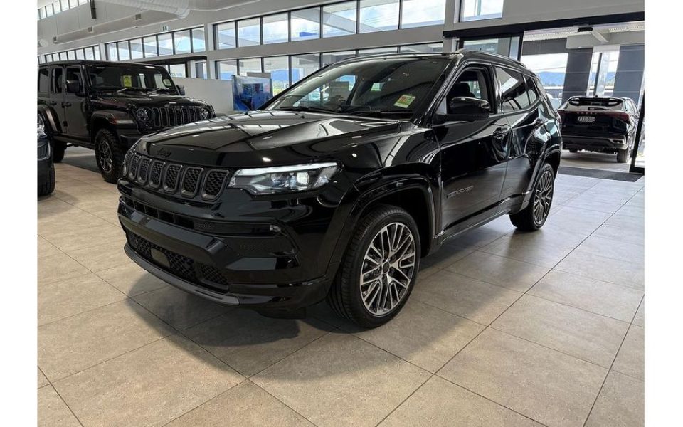 2025 Jeep Compass Summit e-Hybrid MV