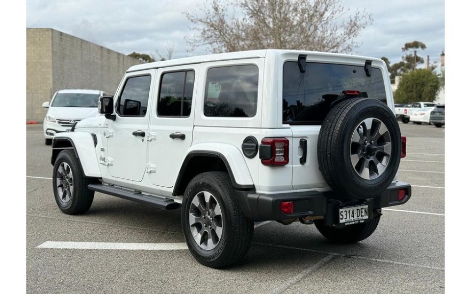 2021 Jeep Wrangler Unlimited Overland Auto Rock-Trac MY21