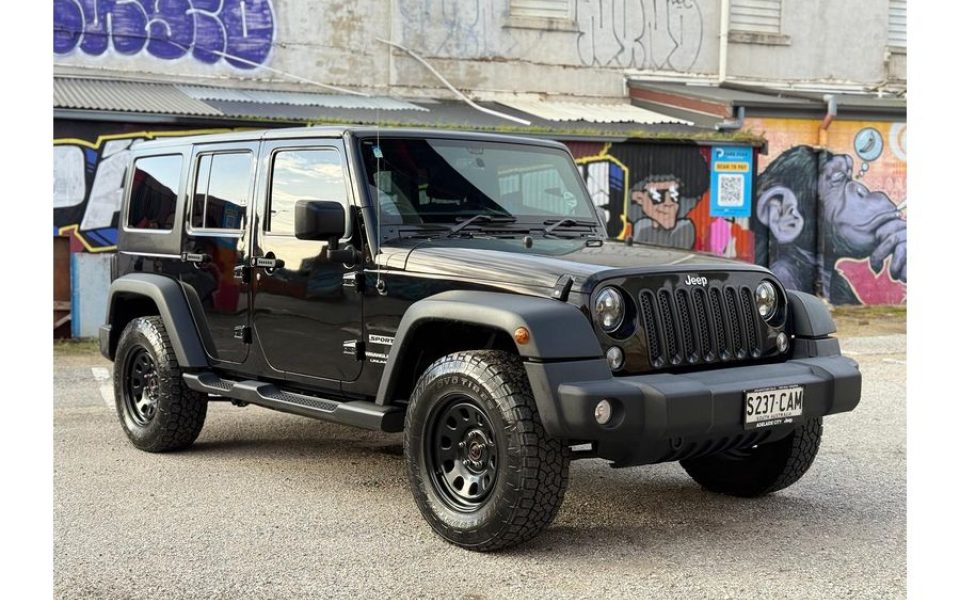 2017 Jeep Wrangler Unlimited Sport Manual 4x4 MY17