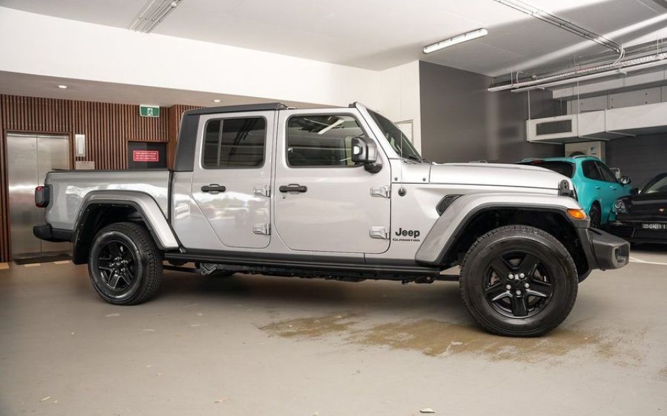2021 Jeep Gladiator Sport S JT 4X4