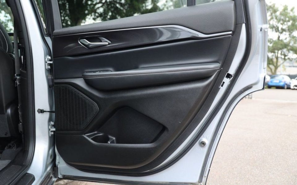 2022 Jeep Grand Cherokee L Night Eagle WL