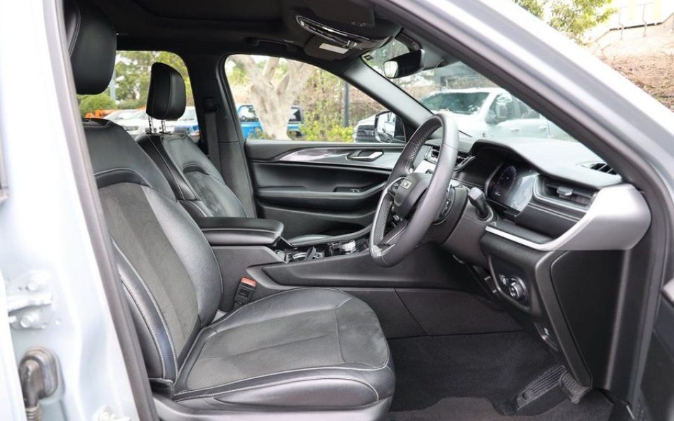 2022 Jeep Grand Cherokee L Night Eagle WL