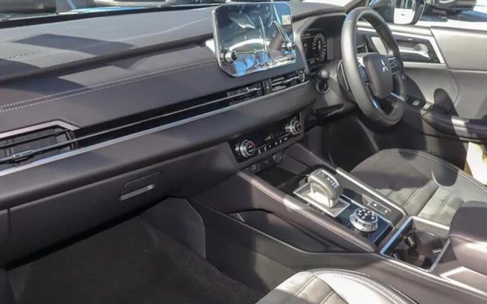 ZM Outlander ASPIRE 2.4L PHEV AWD 5ST