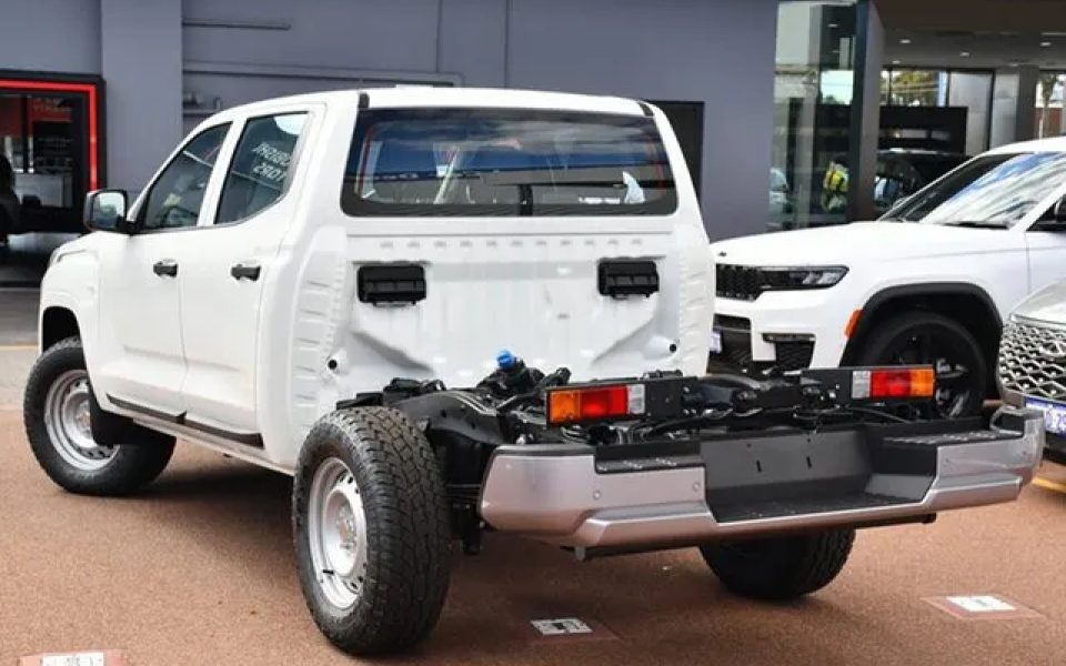 2025 Mitsubishi Triton MV MY25 GLX (4x4) White 6 Speed Automatic Utility