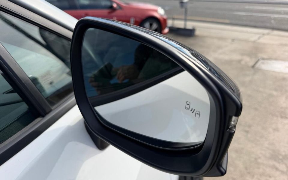2024 Toyota C-HR GXL-2WD