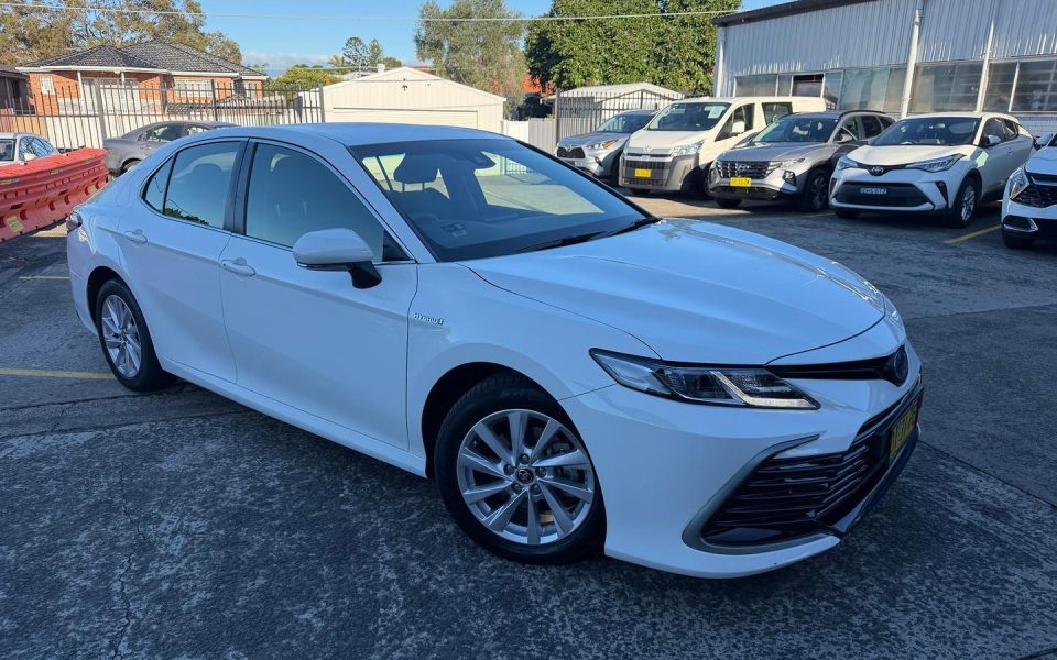 2023 Toyota Camry Hybrid Ascent