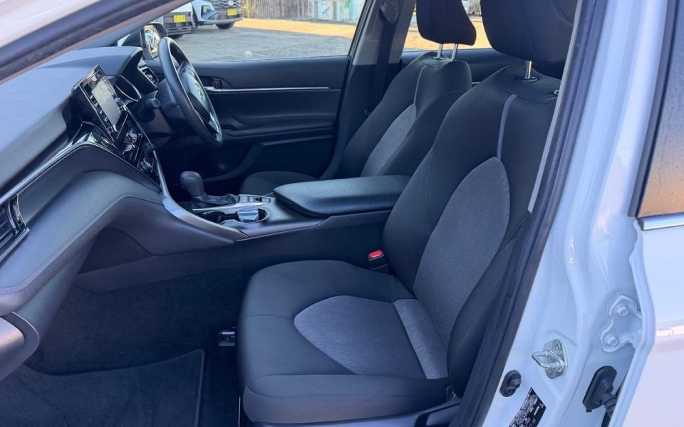 2023 Toyota Camry Hybrid Ascent