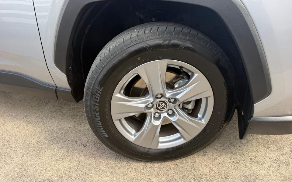2024 Toyota RAV4 GX-2WD