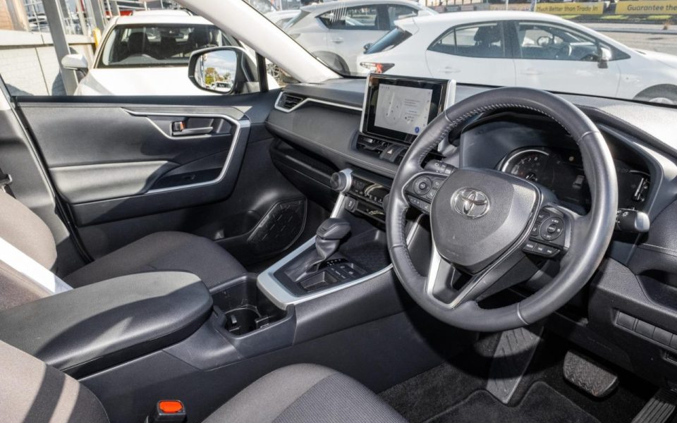 2023 Toyota RAV4 GX-2WD