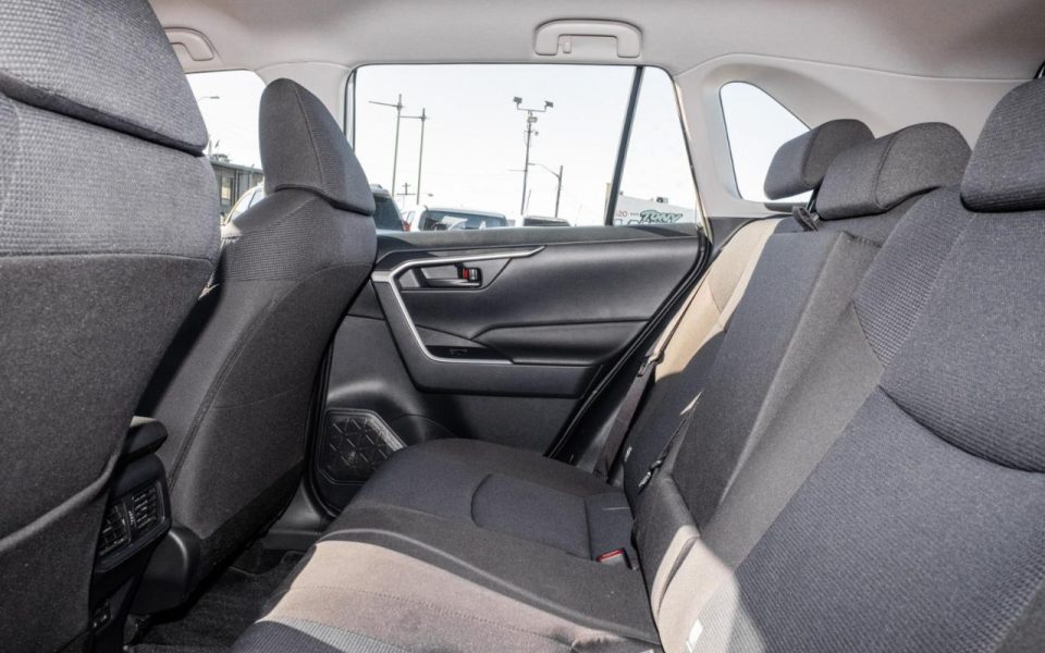 2023 Toyota RAV4 GX-2WD