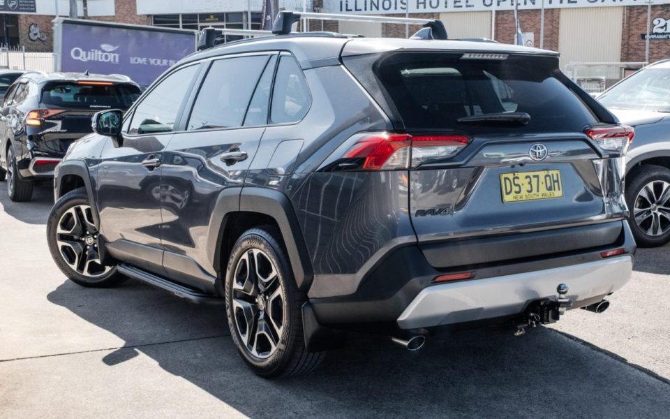 2021 Toyota RAV4 Edge AWD