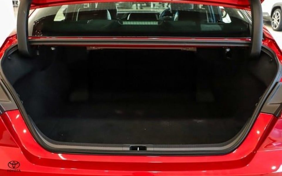 2025 Toyota Camry SL