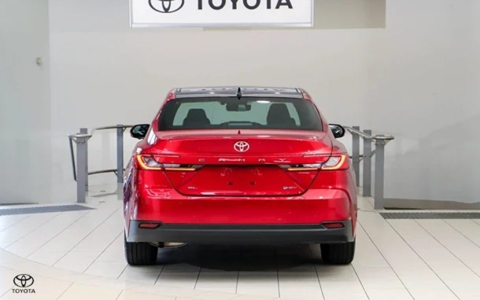 2025 Toyota Camry SL