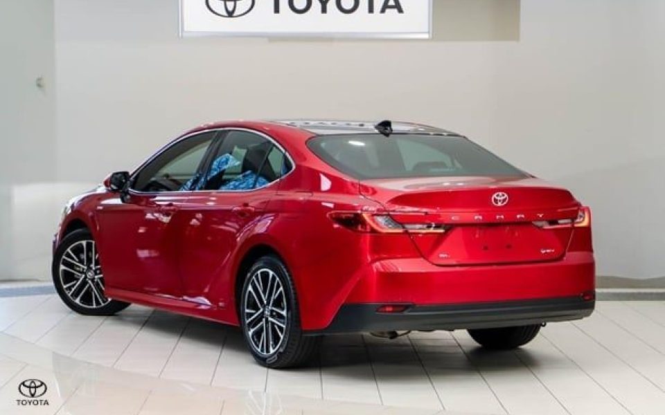2025 Toyota Camry SL