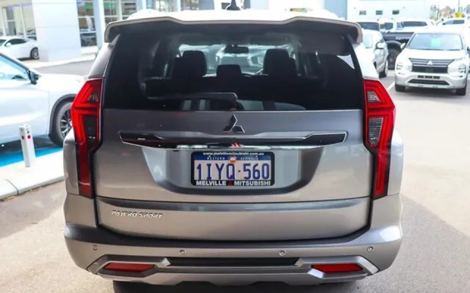 2024 Mitsubishi Pajero QG MY25 Exceed (4WD) 7 Seat Blade Silver 8 Speed Automatic