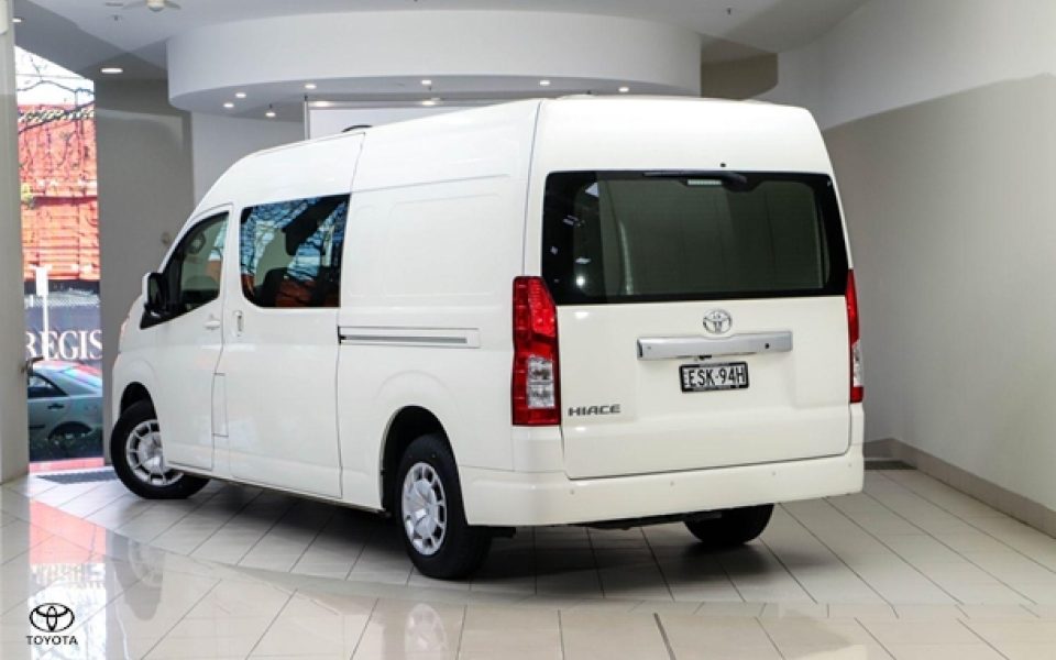 2022 Toyota Hiace Base