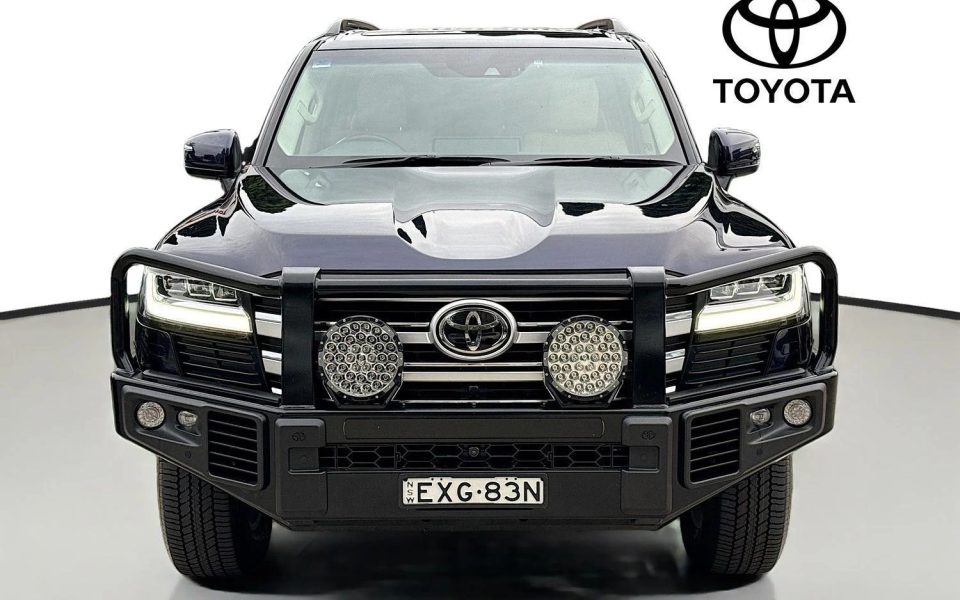 2022 Toyota Landcruiser VX