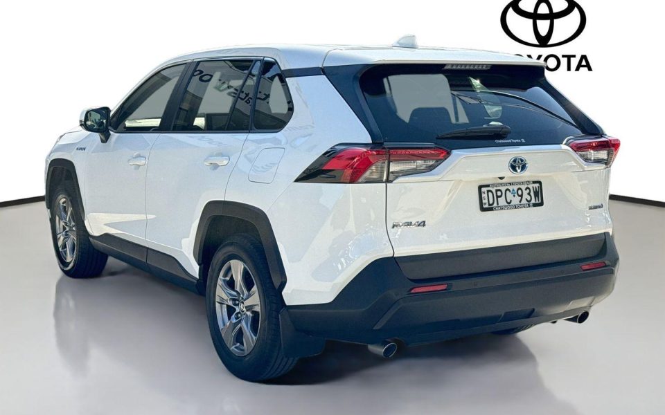 2024 Toyota RAV4 GX AWD