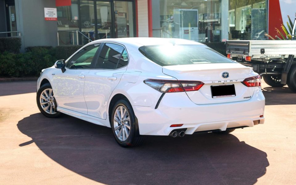 2022 Toyota Camry Hybrid Ascent Sport