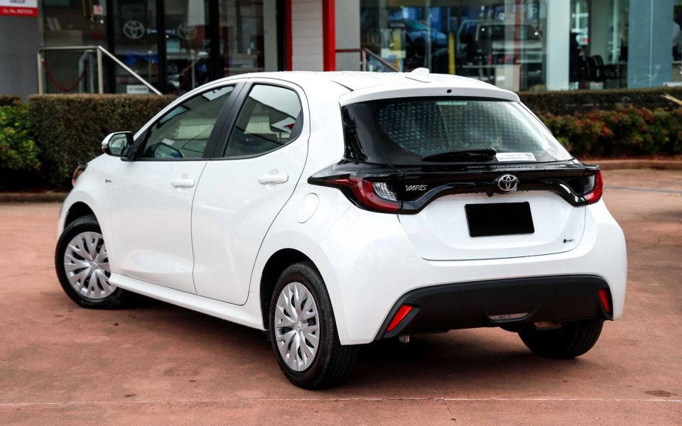 2024 Toyota Yaris Ascent Sport