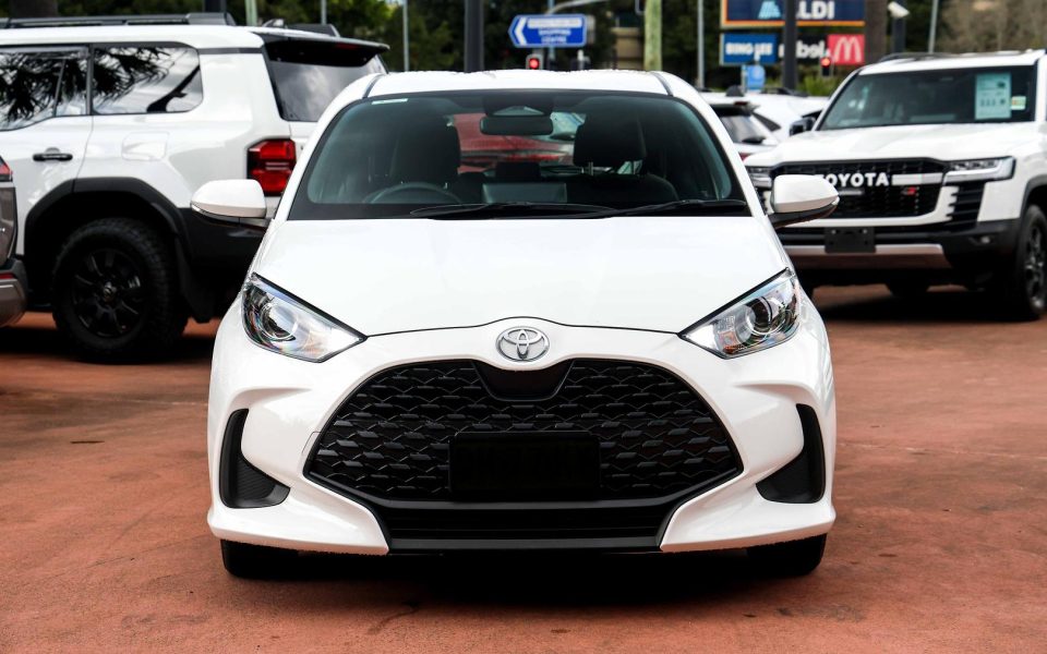 2024 Toyota Yaris Ascent Sport