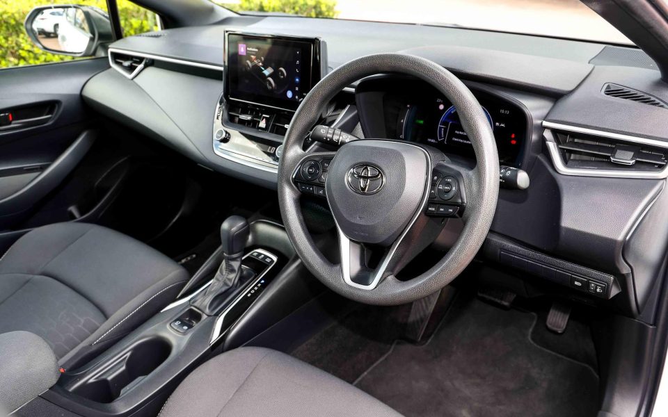 2025 Toyota Corolla Hatch Hybrid Ascent Sport