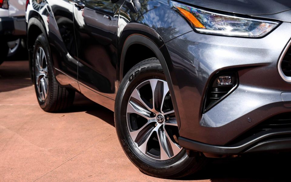 2025 Toyota Kluger Hybrid GXL AWD