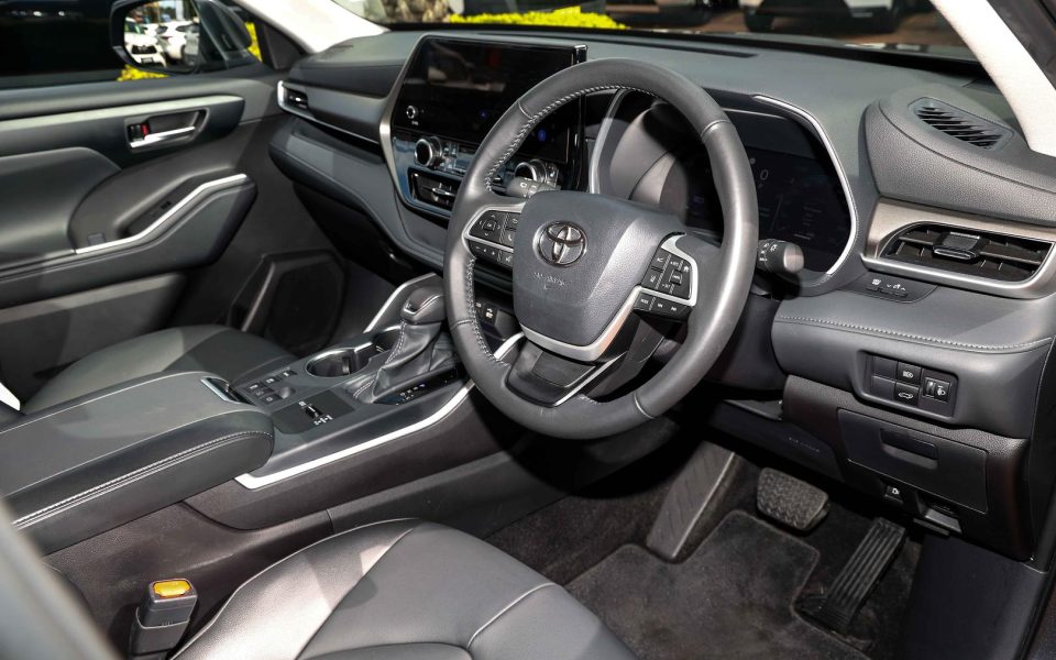 2025 Toyota Kluger Hybrid GXL AWD