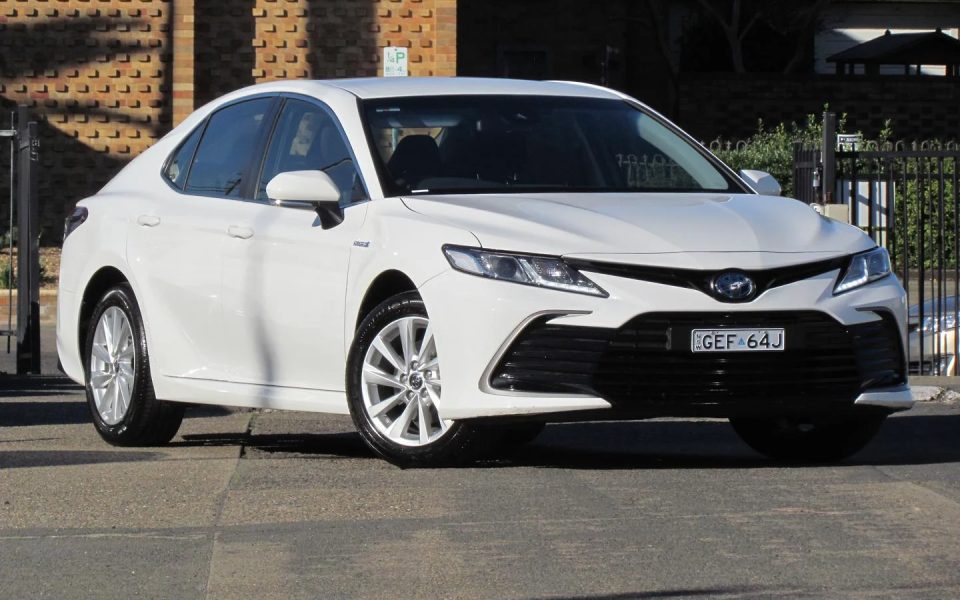 2024 Toyota Camry Hybrid Ascent